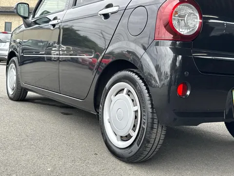 Daihatsu Mira Tocot