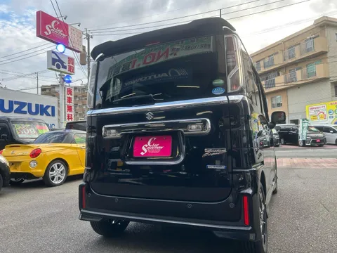 Suzuki Spacia Custom