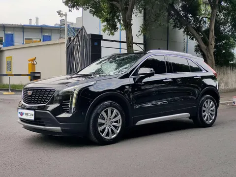 Cadillac XT4