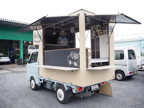 Nissan Clipper Truck