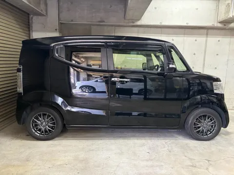 Honda N-BOX Slash