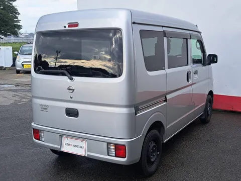 Nissan Clipper