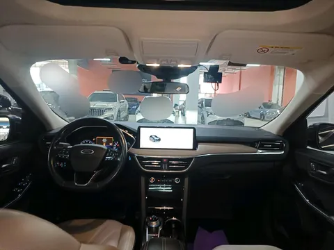 Ford Escape