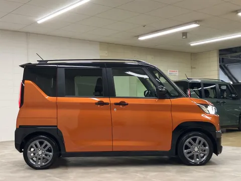 Mitsubishi Delica Mini