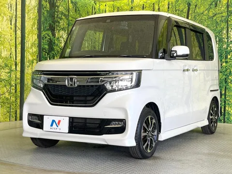 Honda N-BOX Custom