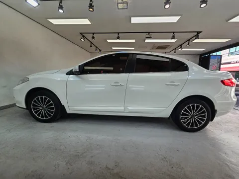 Renault SM3