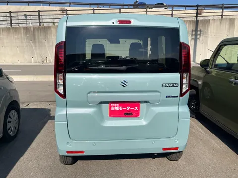 Suzuki Spacia