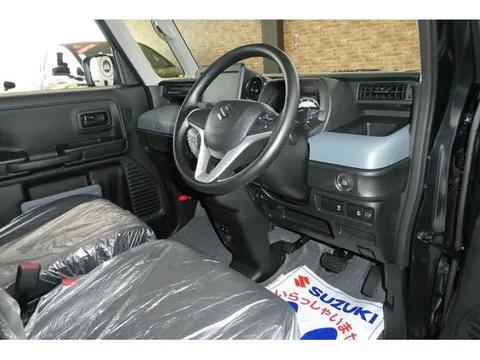 Suzuki Spacia Base