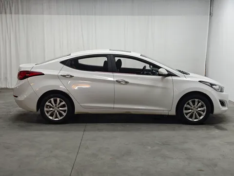 Hyundai Elantra (Avante)