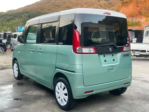 Suzuki Spacia