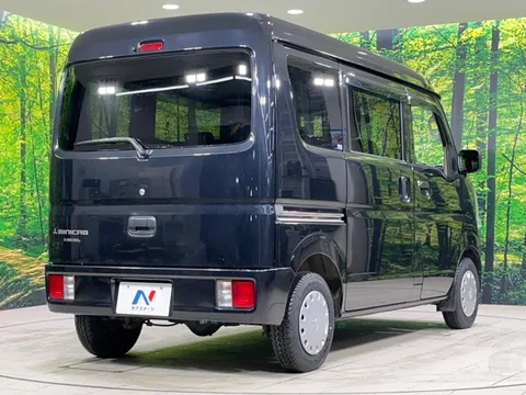 Mitsubishi Minicab Van