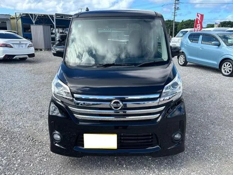 Nissan Dayz Roox