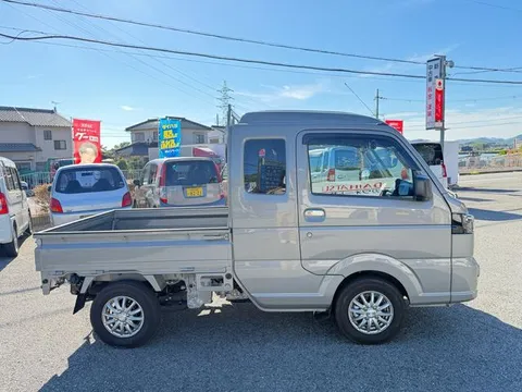 Suzuki Super Carry