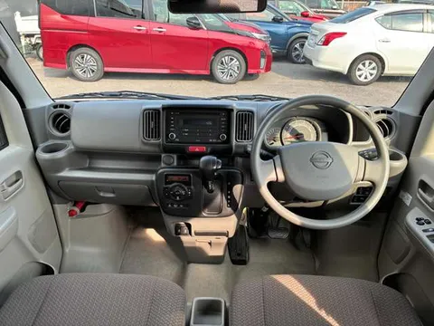 Nissan Clipper
