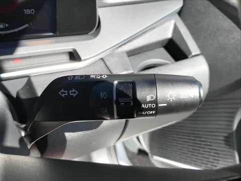 Nissan Note Aura