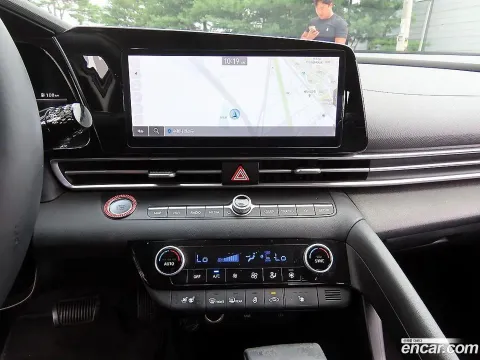 Hyundai Elantra (Avante)