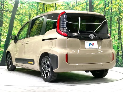 Toyota Sienta