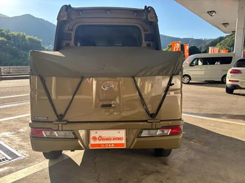 Daihatsu Hijet Cargo