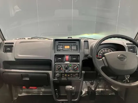 Nissan Clipper Truck