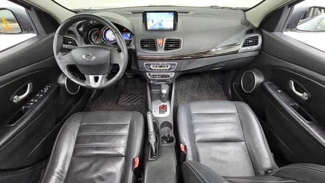 Renault SM3