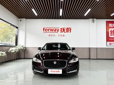 Jaguar XFL