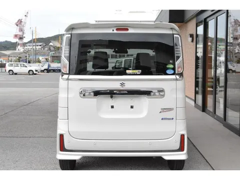Suzuki Spacia Custom