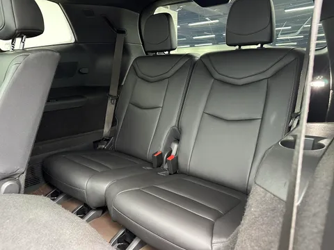 Cadillac XT6
