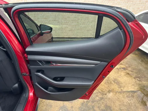 Mazda MAZDA3 Fastback