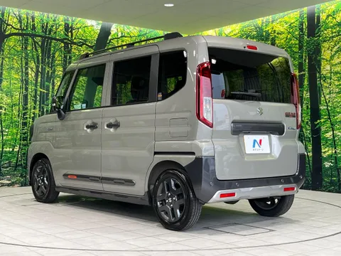 Suzuki Spacia Gear