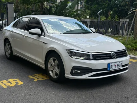 Volkswagen Lamando