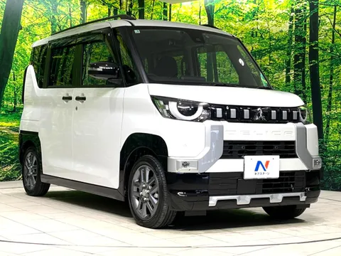 Mitsubishi Delica Mini