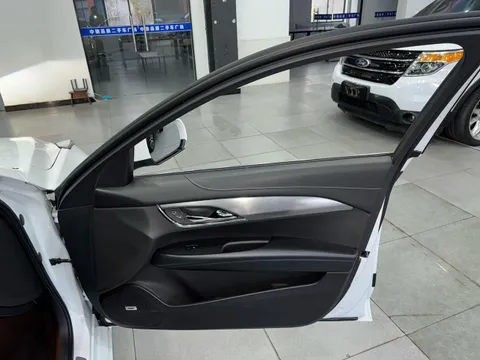 Cadillac ATS-L