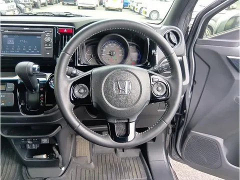 Honda N-WGN Custom