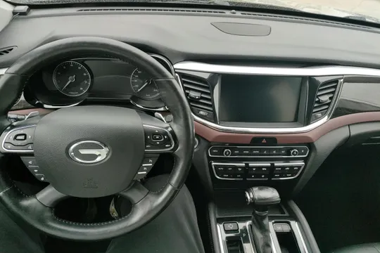 Gac GS8
