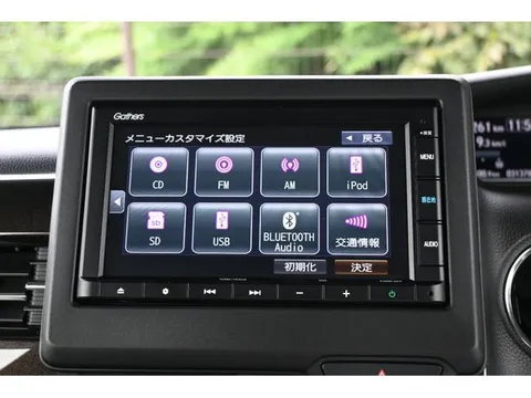 Honda N-BOX Custom