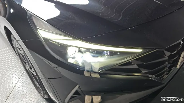 Hyundai Elantra (Avante)