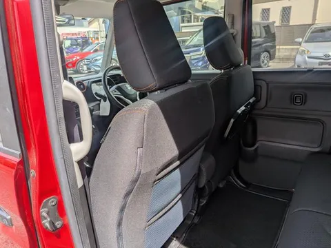 Suzuki Spacia Gear