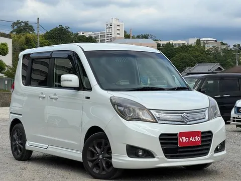 Suzuki Solio
