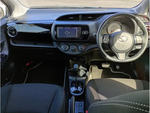 Toyota Yaris (Vitz)