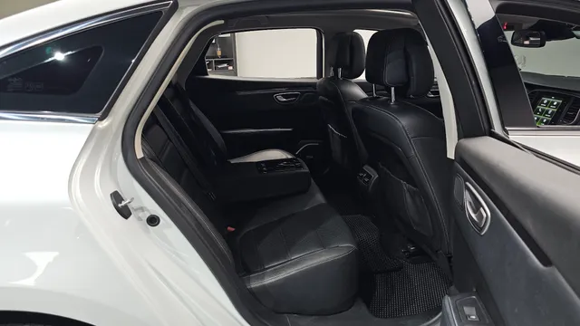 Renault Talisman (SM6)
