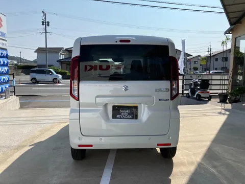 Suzuki Spacia