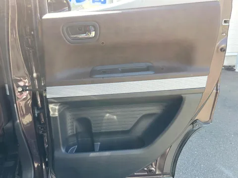 Honda N-BOX Slash