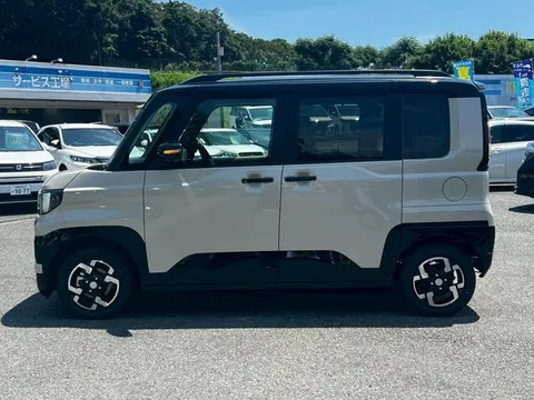 Mitsubishi Delica Mini
