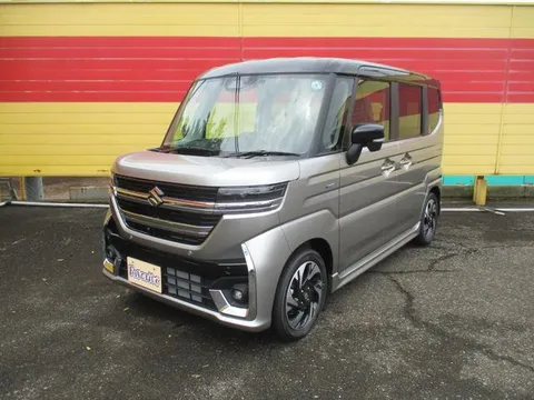 Suzuki Spacia Custom