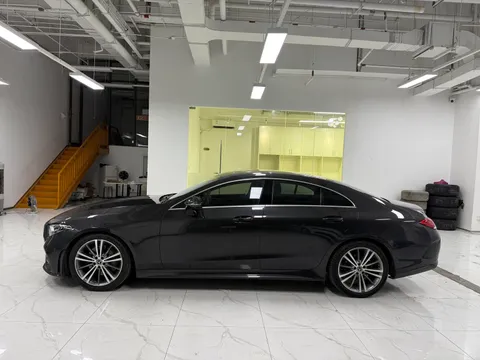 Mercedes-Benz CLS-Class