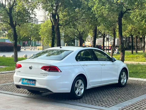 Volkswagen Lamando