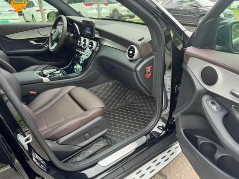 Mercedes-Benz Mercedes-Benz GLC