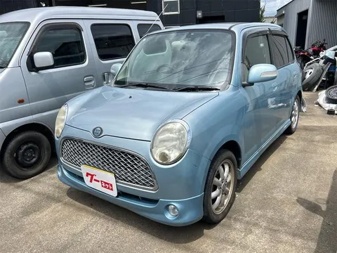 Daihatsu Mira Gino