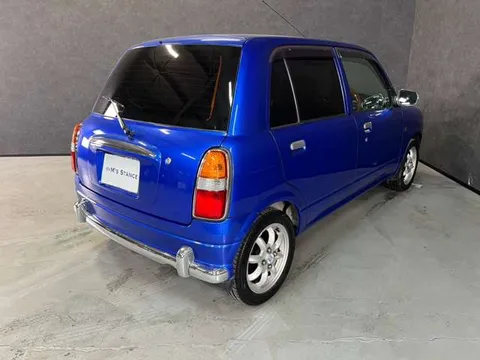 Daihatsu Mira Gino