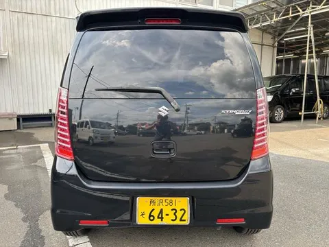 Suzuki Wagon R Stingray
